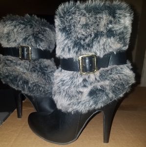 Fur booties